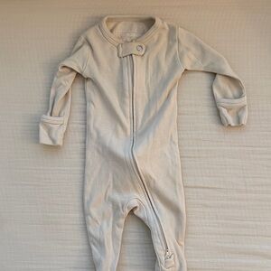 L’ovedbaby Neutral Cream Zipper Footed One-Piece